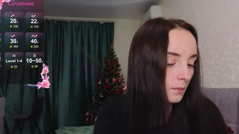 Snapshot of golden_bag chatting on 12/19/24, 12:45 Jess online show from 12/19/24, 12:45
