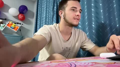 Golden boyyy21 online show from 03/01/25, 01:43