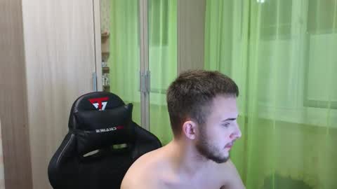 Golden boyyy21 online show from 11/26/25, 07:15