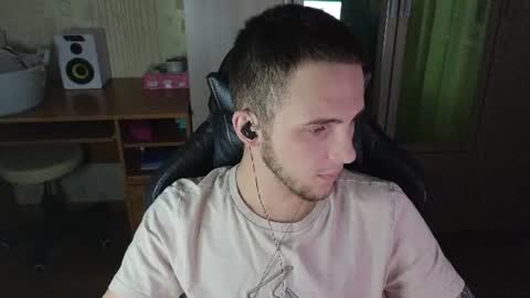 Golden boyyy21 online show from 06/09/26, 08:42