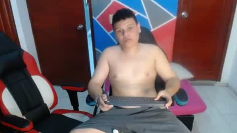 golden_latin online show from 06/10/26, 11:35