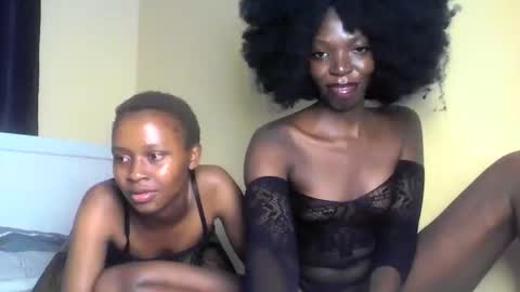 Snapshot of golden_melanin5 chatting on 01/12/26, 08:30 golden_melanin5 online show from 01/12/26, 08:30