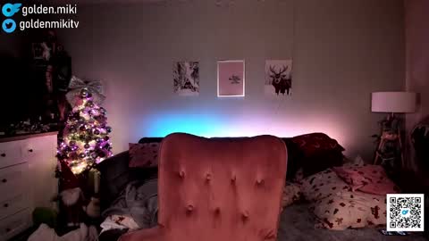 Shy in the streets but a freak in the sheets online show from 12/25/24, 06:20