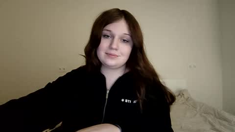 Snapshot of golden_ocean1 chatting on 02/26/25, 09:27 golden_ocean1 online show from 02/26/25, 09:27