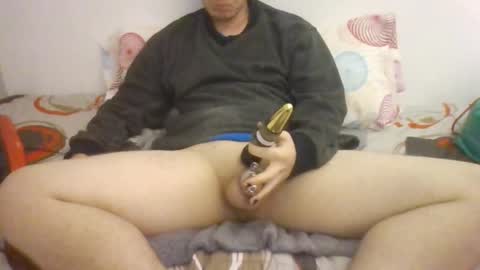 goldenboy207 online show from 12/02/25, 03:40