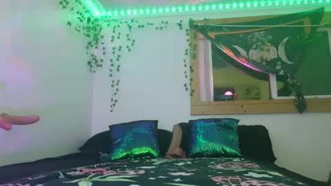 XxPretentious PeachxX online show from 05/03/26, 07:14