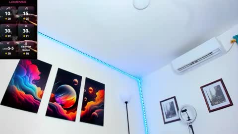 Snapshot of goldenhugecocktss chatting on 01/13/25, 04:39 May smith online show from 01/13/25, 04:39