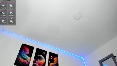 Snapshot of goldenhugecocktss chatting on 10/03/25, 08:33 May smith online show from 10/03/25, 08:33