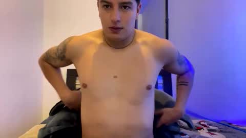 goldenknight33 online show from 11/26/25, 04:30