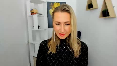 Snapshot of goldenlighte chatting on 09/11/25, 07:47 Olivia online show from 09/11/25, 07:47