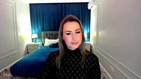 Snapshot of goldenlighte chatting on 10/06/25, 03:37 Olivia online show from 10/06/25, 03:37