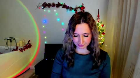 Snapshot of goldenlighte chatting on 12/13/25, 07:53 Olivia online show from 12/13/25, 07:53