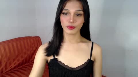 Lily is Gold online show from 02/03/25, 10:11