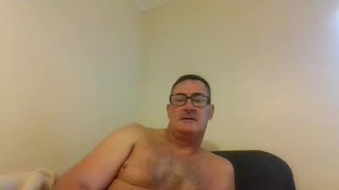 goldenone59 online show from 09/26/25, 01:37