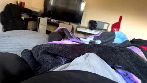 Snapshot of goldieloxxxx chatting on 11/18/25, 03:49 goldieloxxxx online show from 11/18/25, 03:49