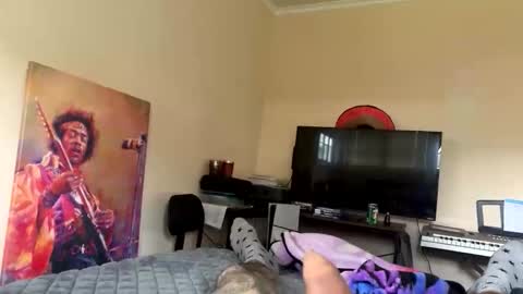 Snapshot of goldieloxxxx chatting on 11/23/25, 04:40 goldieloxxxx online show from 11/23/25, 04:40