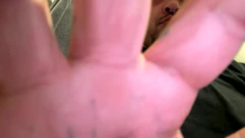 Snapshot of goldieloxxxx chatting on 12/15/25, 03:33 goldieloxxxx online show from 12/15/25, 03:33