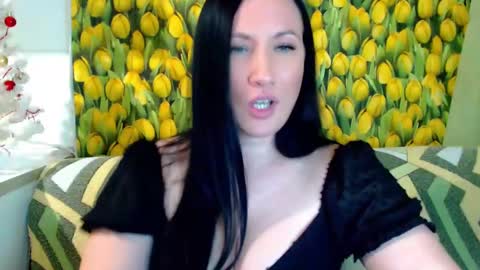 Snapshot of goldmoonn chatting on 12/09/24, 06:35 goldmoonn online show from 12/09/24, 06:35