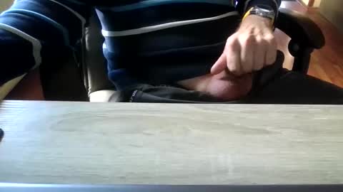 Snapshot of goldstar71 chatting on 10/29/25, 02:08 goldstar71 online show from 10/29/25, 02:08