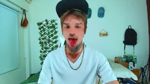 Goldy Loyal93 online show from 02/08/26, 07:12