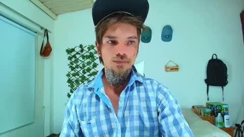 Goldy Loyal93 online show from 02/10/26, 07:12