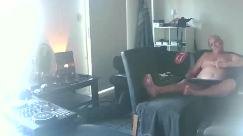 goldyguy011 online show from 04/11/26, 03:33