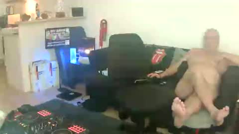 Snapshot of goldyguy011 chatting on 07/08/26, 10:58 goldyguy011 online show from 07/08/26, 10:58