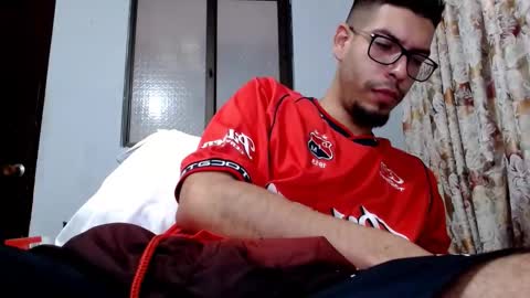 Snapshot of gollfather97 chatting on 10/30/25, 05:46 julin Andrs online show from 10/30/25, 05:46