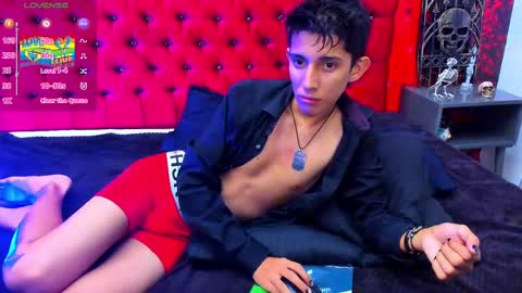 Snapshot of gomita_angel chatting on 01/11/25, 07:49 angel online show from 01/11/25, 07:49