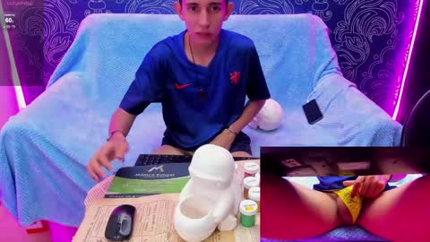 Snapshot of gomita_angel chatting on 02/08/25, 09:04 angel online show from 02/08/25, 09:04