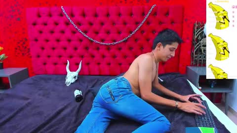 Snapshot of gomita_angel chatting on 02/23/25, 12:19 angel online show from 02/23/25, 12:19