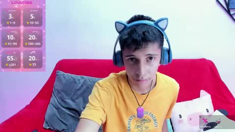 Snapshot of gomita_angel chatting on 03/06/25, 08:05 angel online show from 03/06/25, 08:05