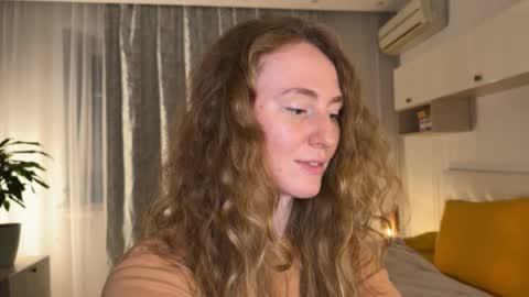 Snapshot of good__choice chatting on 11/30/25, 05:17 Polly online show from 11/30/25, 05:17