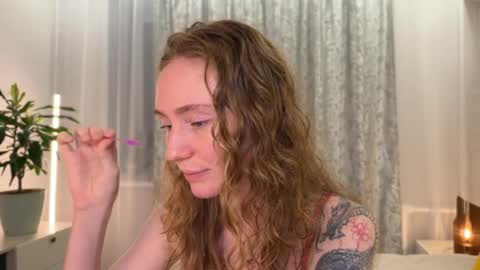 Snapshot of good__choice chatting on 12/05/25, 05:53 Polly online show from 12/05/25, 05:53