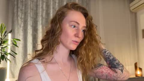 Polly online show from 12/22/25, 01:08