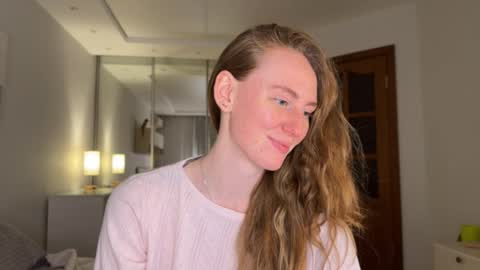 Polly online show from 01/17/26, 03:50