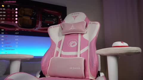 Snapshot of good_barbie chatting on 02/06/25, 09:32 Barbie online show from 02/06/25, 09:32