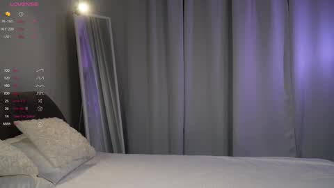 Snapshot of good_barbie chatting on 11/21/25, 01:26 Barbie online show from 11/21/25, 01:26