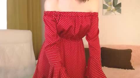 Snapshot of good_glamorgirl chatting on 03/05/25, 08:00 Good GlamorGirl online show from 03/05/25, 08:00