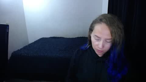 nathalia online show from 02/17/25, 02:20