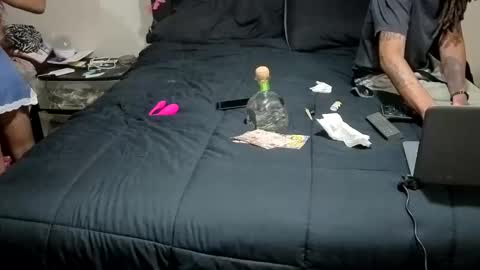 Snapshot of goodietimes1 chatting on 04/11/26, 09:46 GoodieTimes1 Mrs. Bonnie Mr. Clyde online show from 04/11/26, 09:46