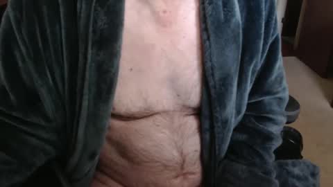 Snapshot of goodking999 chatting on 03/10/25, 05:29 goodking999 online show from 03/10/25, 05:29