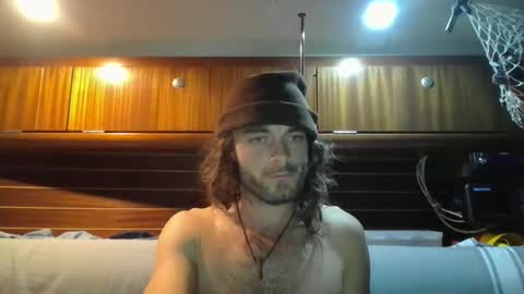 gooleek online show from 10/15/25, 08:42