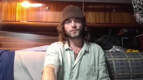 gooleek online show from 10/18/25, 09:37