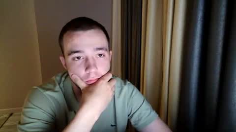 Snapshot of goodmasterpum chatting on 10/19/25, 03:56 Pum online show from 10/19/25, 03:56