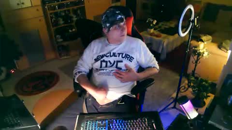 google5001 online show from 02/11/26, 03:44