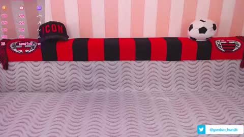 Snapshot of gordonhunt chatting on 02/07/25, 12:28 Gordon Hunt online show from 02/07/25, 12:28