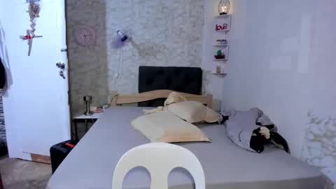 geneviev online show from 02/01/26, 09:13