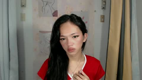 Snapshot of gorgeous_celestine chatting on 06/14/26, 03:19 tine online show from 06/14/26, 03:19