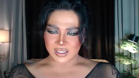 Samantha online show from 10/12/25, 03:44